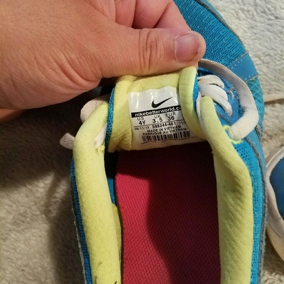 Shoes - Picture 3 of 3